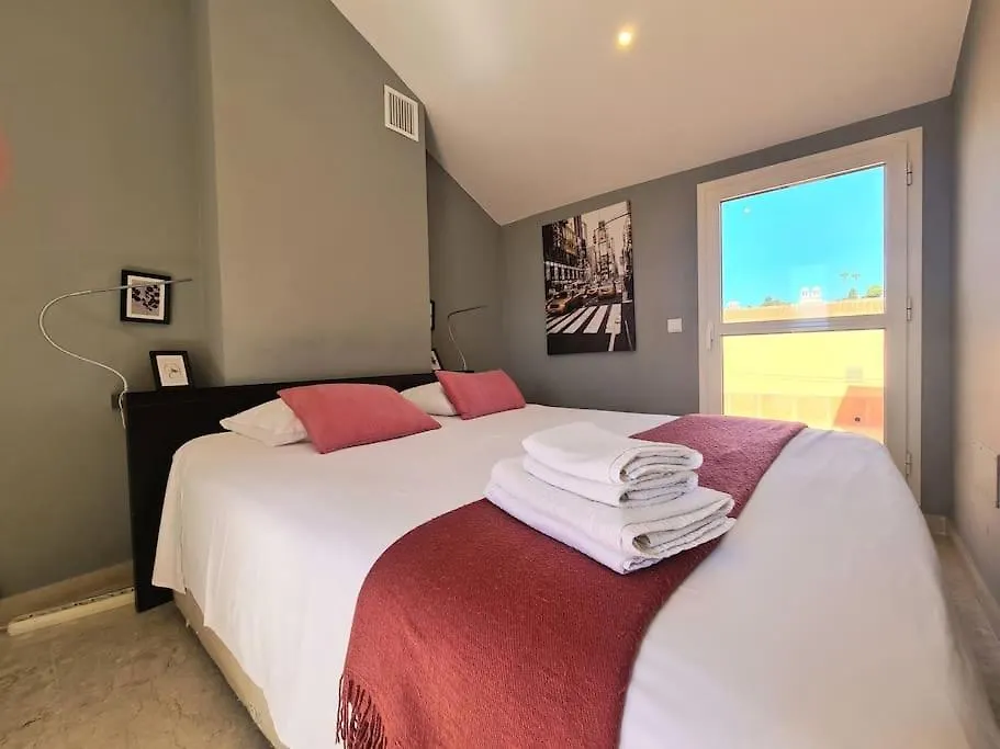 Apartamento Duplex Playa De Artola-Baja-Marbella 0*, Marbella